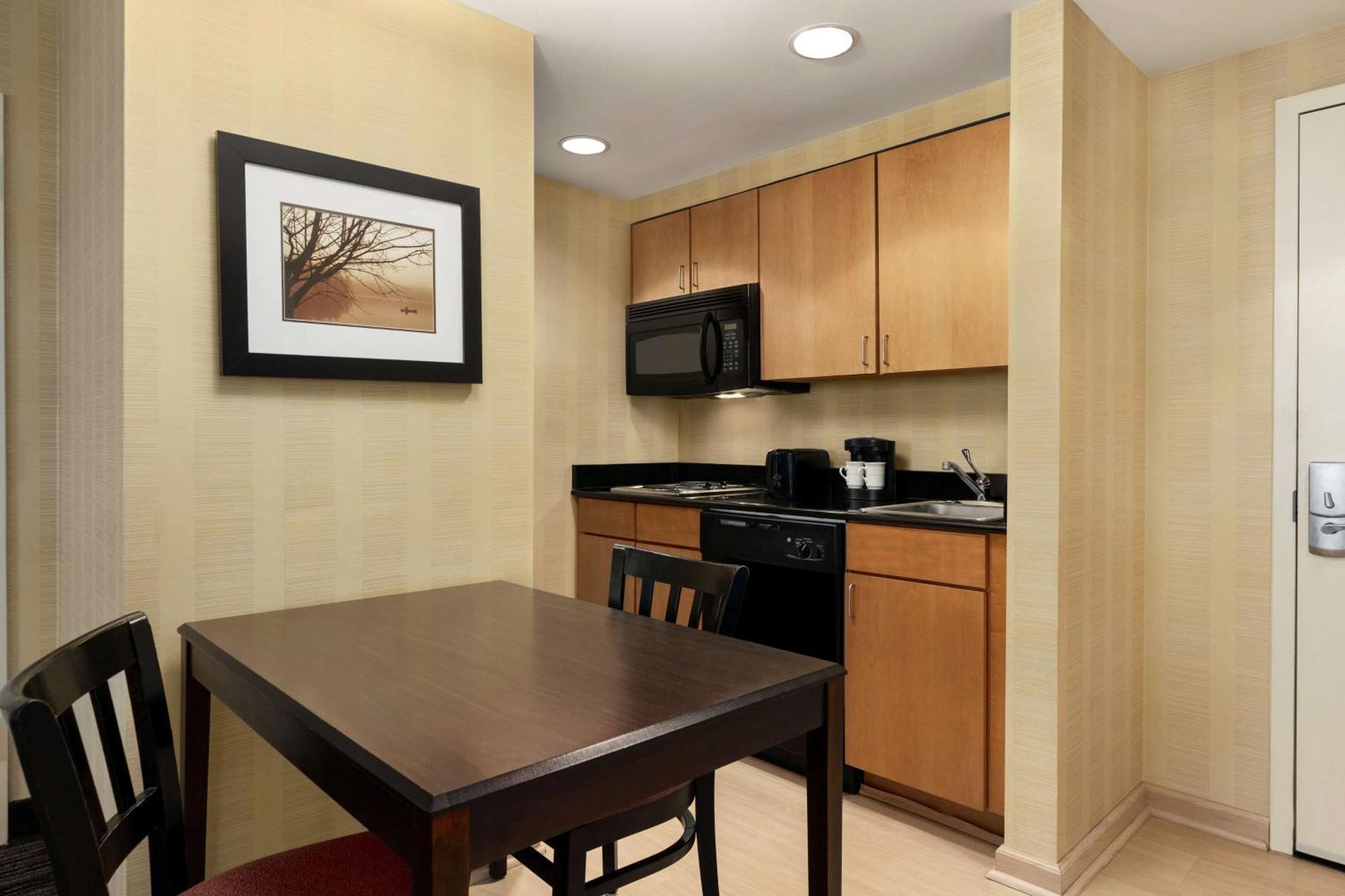 Homewood By Hilton - Langhorne, Pa 3* Newtown